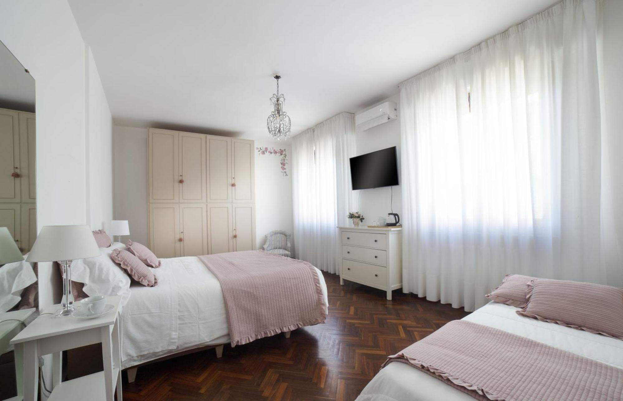 Casa Di Anna Διαμέρισμα Πέζαρο Εξωτερικό φωτογραφία